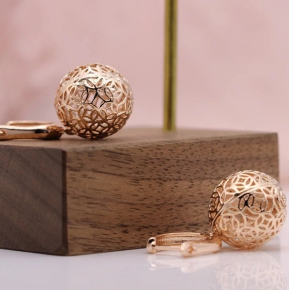 Gold plated earrings - Picture 3 of 5